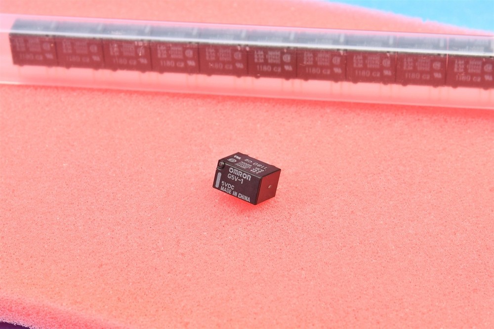 (12) Omron General Purpose Low Signal Relay SPDT 5V 1A Through Hole G5v-1 DC5