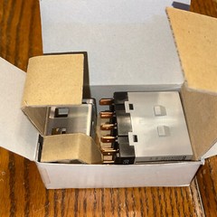 Omron G7J-3A1B-T-W1-DC12V Enclosed Power Relay
