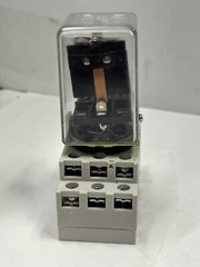 NEW AutomationDirect 750-2C-SKT w/120 VAC 50/60c relay service