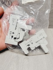 2 Allen Bradley 700-HN222 8 Amp 300 Volt Series B Relay
