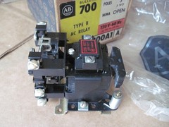 Allen-Bradley 700-B300A1 Ser. A Type B AC Relay, 120V/60Hz, 110V/50Hz, 3 NO, NOS