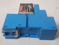 Finder 55.33.8.0230.0010 Relay w/94.03 Socket 4 pcs New