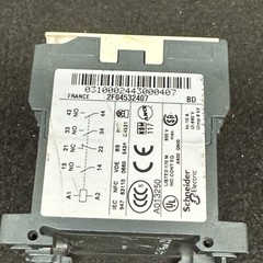 New Telemecanique CA3KN31BD3 Control Relay 24VDC (st1130)