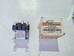 CARRIER PILOT DUTY RELAY HN 61KK 040 TYPE 91 RELAY
