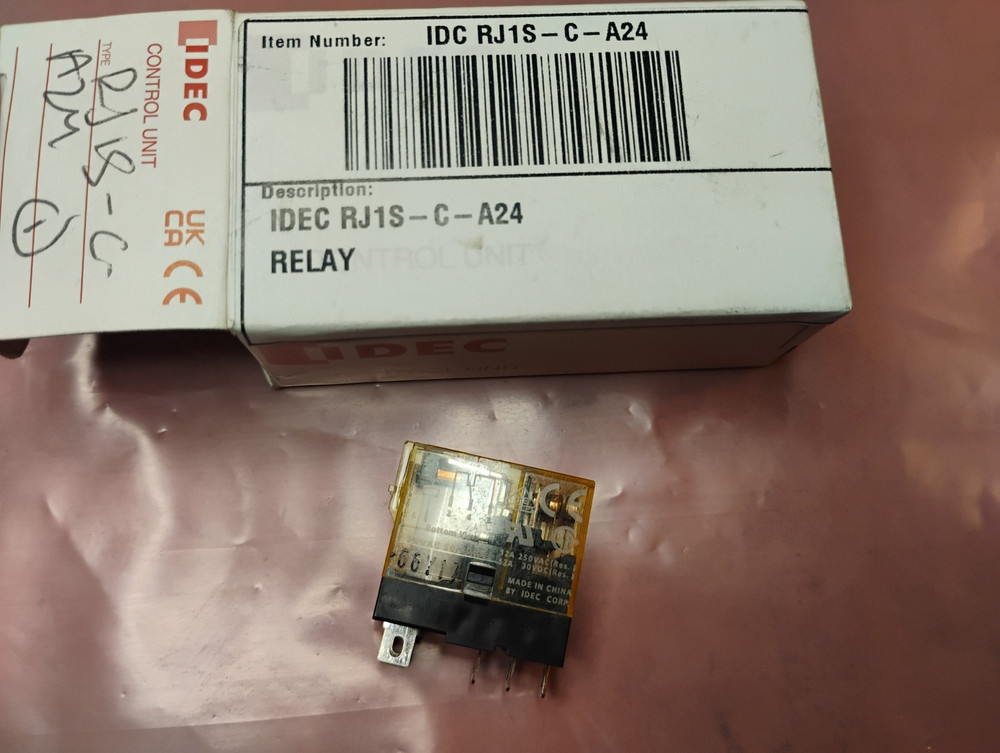 IDEC IDC RJ1S-C-A24 Relay – Fast Ship