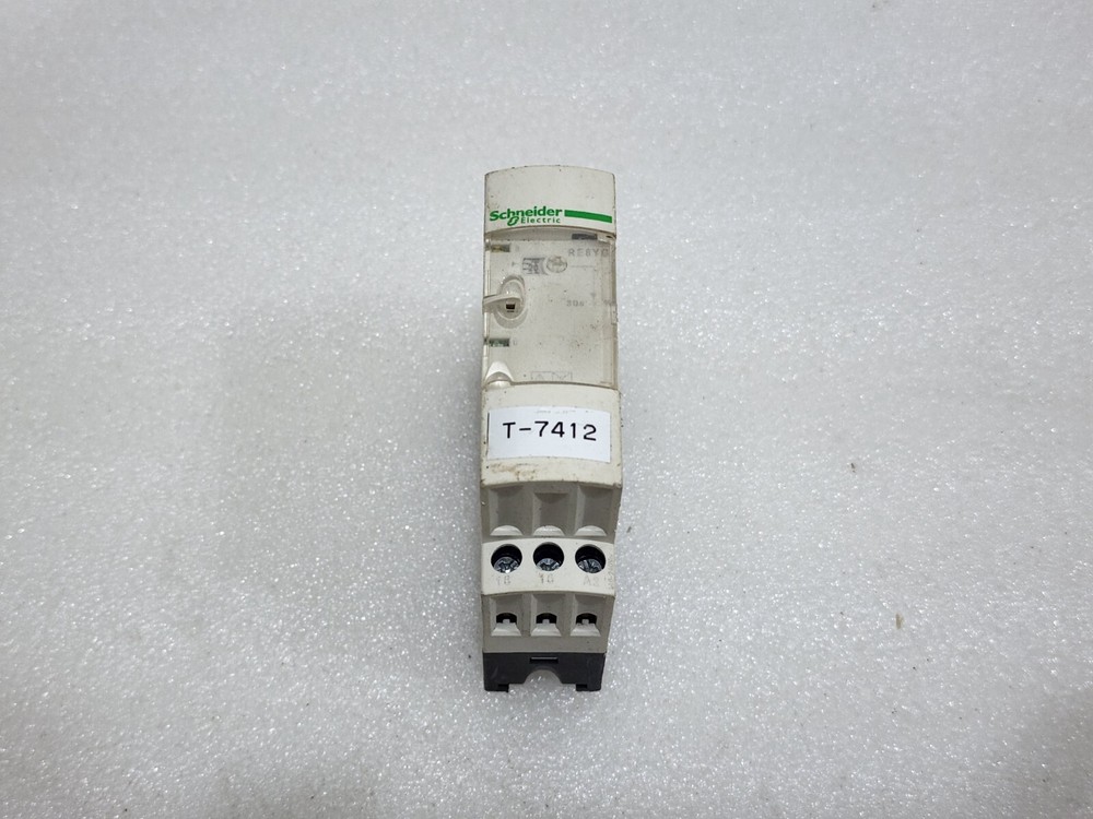 RE8YG31BU INDUSTRIAL TIMING RELAY 0.3-30S