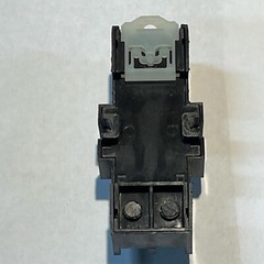 Philips ECG DIN Rail Mountable 8 Pin Blade Socket – RLY9121 (S)