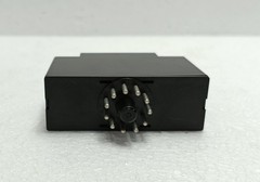 BRODERSEN UNIC XW Multi Function Timer Relay 12-240V AC/DC 0.6s-60m Plug-In