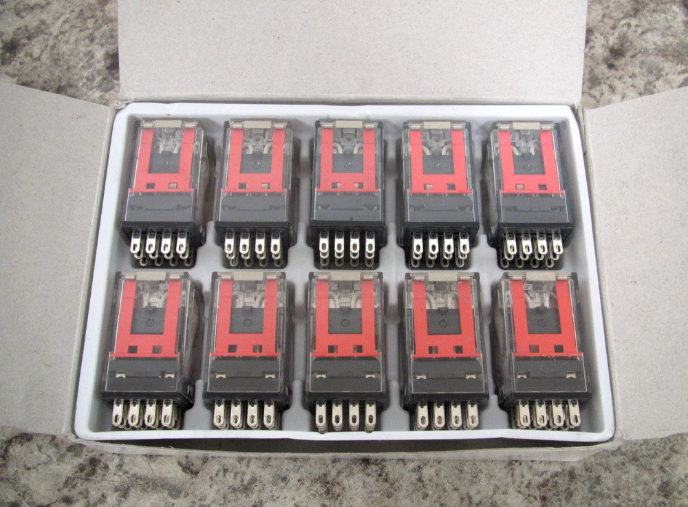 10 x Omron MY4ZN 110/120VAC 4PDT 14-Pin Plug-In Power Relays Used Free Shipping