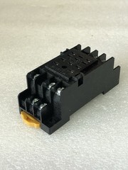 Omron PYF11A, 11 Pin Relay Socket, 5A, 3PDT