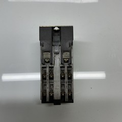 Square D Industrial Control Relay Class 8501 Type X0 42 SER. A G-921
