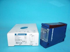 Schneider Electric Telemecanique XUX1APBNT16.PHOTO ELECTRIC SENSOR.016840.NEW