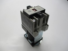 SQUARE D 8501XD040 RELAY 115/125V NSNP
