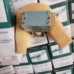 53x Lot T-bar Switch Relay New Old Deadstock 800 Series Gold Plated Aero Servers