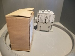 Allen Bradley Control Relay, Series A, 700-CF220L