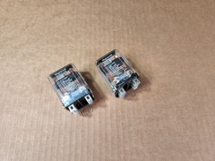 Lot of 2 / Magnecraft 300XBXC1-24D Power Relay 24VDC