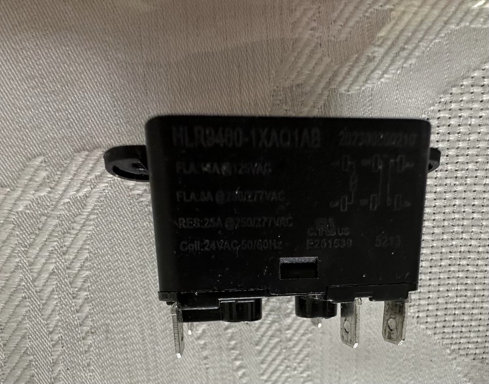 HLR9400-HLR9400 1XAQ1AB SPDT/14A/120VAC) General Purpose Fan Relay e251539