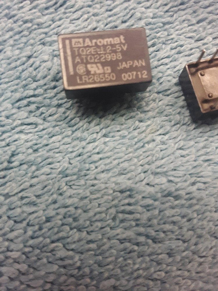 Aromat relay LR26550, TQ2E-L2-5V, DPDT latching, 5 volts, 1A @30vdc, 5/lot