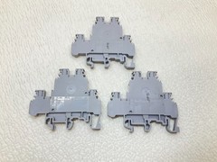 ABB Entrelec M…4/6D… Gray Grey Wire Terminal M4/6D Lot of 3 (TSC)