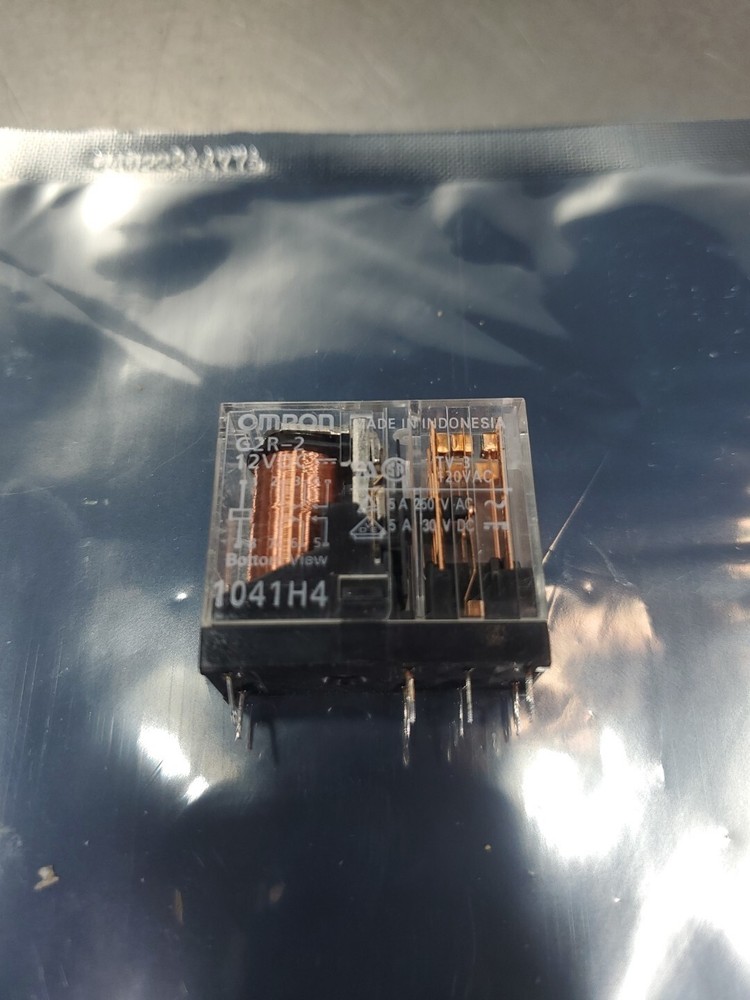 OMRON G2R-2 Power Relay, 12VDC 5A. 4E-35