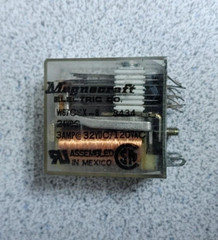 MAGNACRAFT W67CSX-8 24VDC RELAY 120VAC/32VDC 3A QUANTITY!! WOW!!