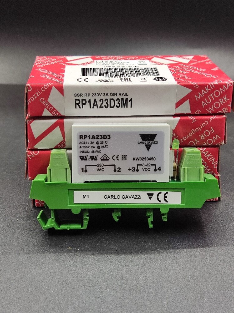 CARLO GAVAZZI RP1A23D3 Solid State Relay With RP1A23D3M1 Socket x 1PC NEW