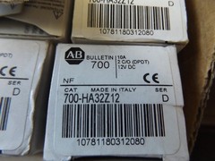 WHOLESALE ALLEN BRADLEY 700-HA32Z12 RELAY LOT OF 11 NEW OLD STOCK