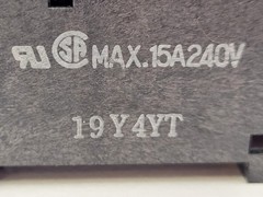 Omron LY2 Plug-in Relay 10A Coil 110/120V DPDT 8-Pin With 19Y4YT Socket Base