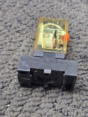 Tekmar 003: 21 Volt (AC) Coil Relay, Double Pole Double Throw Contact