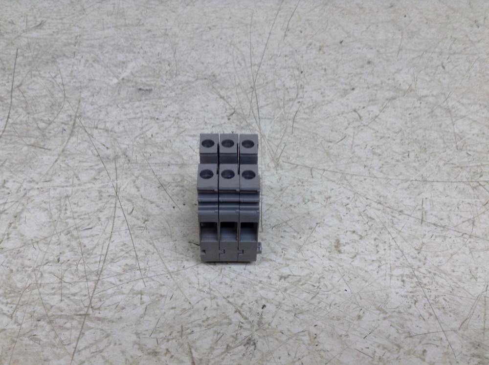 Entrelec M./8… Gray Grey Wire Terminal M8 Lot of 3
