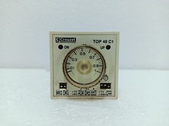 Crouzet Multi-Function Timer Relay TOP 48 C1 88 886 005 24V 110-127V 5A 11-Pin