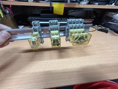 IDEC RH1B-U Relay, 24VDC coil, with Base and retaining clip.