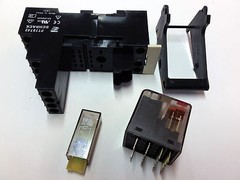 LOT 10pcs.TE Connectivity / Schrack PT570730/PT570T30 230VAC Industry Relay SET