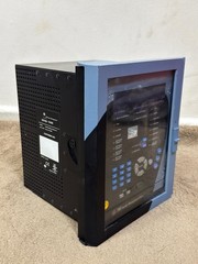 GE/ Multilin SR750-CASE /750 Feeder Management Relay / 750-P5-G5-S5-LO-A20-G-E-H
