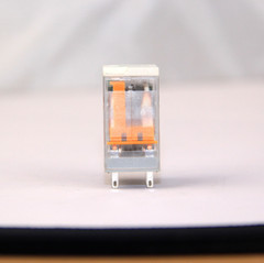 10PCS/1Box New Schneider RXM2LB2F7 Miniature Relays 120VAC In Box Brand