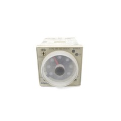 ALLEN BRADLEY 700-HR52TA17 SER. B 100-240VAC 5A 0-60S NSNP