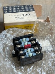 ALLEN BRADLEY 700-NA40 SERIES B 4 POLE FRONT DECK ASSEMBLY NEW