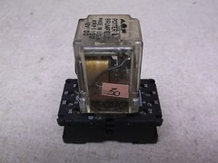 AMF Potter & Brumfield Relay KRP11DG w/ Allen Bradley Socket Base 700-HN100