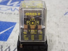 Square D 8501 KP13P14V20 Relay Ser D 3PDT 120V with Socket base
