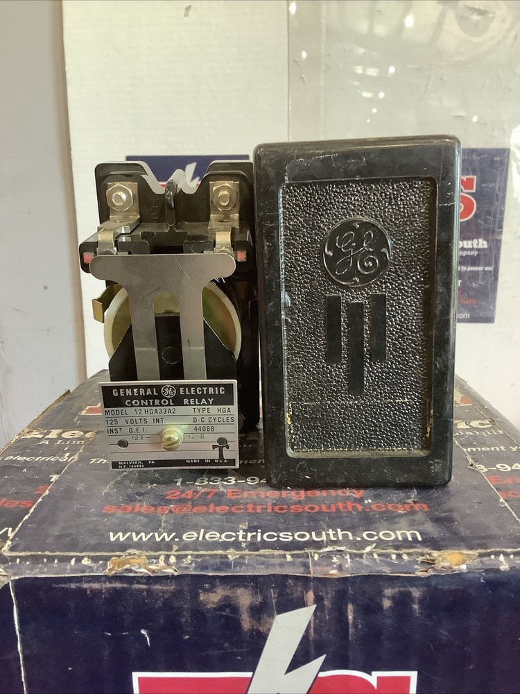 GE Control Relay 12HGA33A2 125 Volt