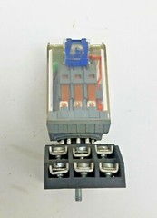 345-965 RS Relay & Base #7502