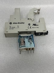 ALLEN BRADLEY 700HK32Z24-4SER B RELAY 24VDC WITH 700-HN222 SOCKET BASE 20PCS LOT