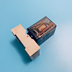 FEME RCPTFU 11 24V 80Ω Relay & Base Socket