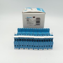 Finder 95.83.3 10A 250V Din-Rail Screw Terminal Box of 8