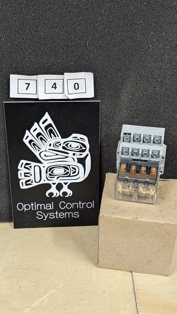 Eaton relay socket 14 pin 20A max load D7PA4