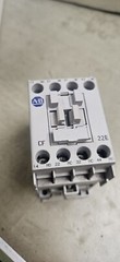 Allen Bradley 700-CF220D Control Relay Ser A 110-/120V Coil W/100-FSV136