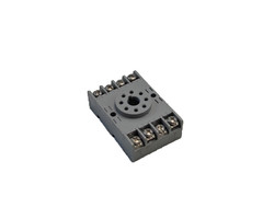 IDEC SR2P-06 8 PIN RELAY SOCKET 10 AMP 330 VOLT