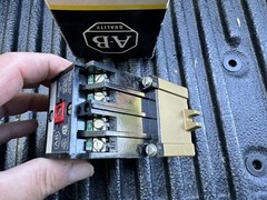 New Old Stock Open Allen Bradley 700-P400A1 Control Relay 110-120V