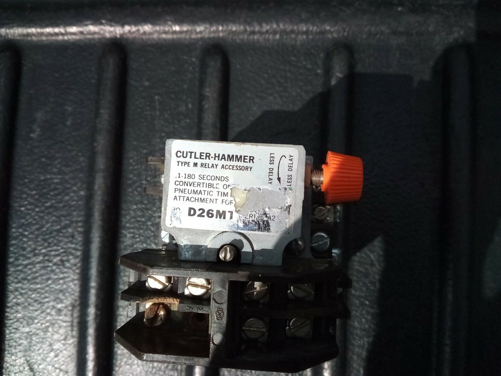 Cutler-Hammer Type M Relay D23MB D26MPR D26MPL 110/120V 50/60Hz Coil with D26MT
