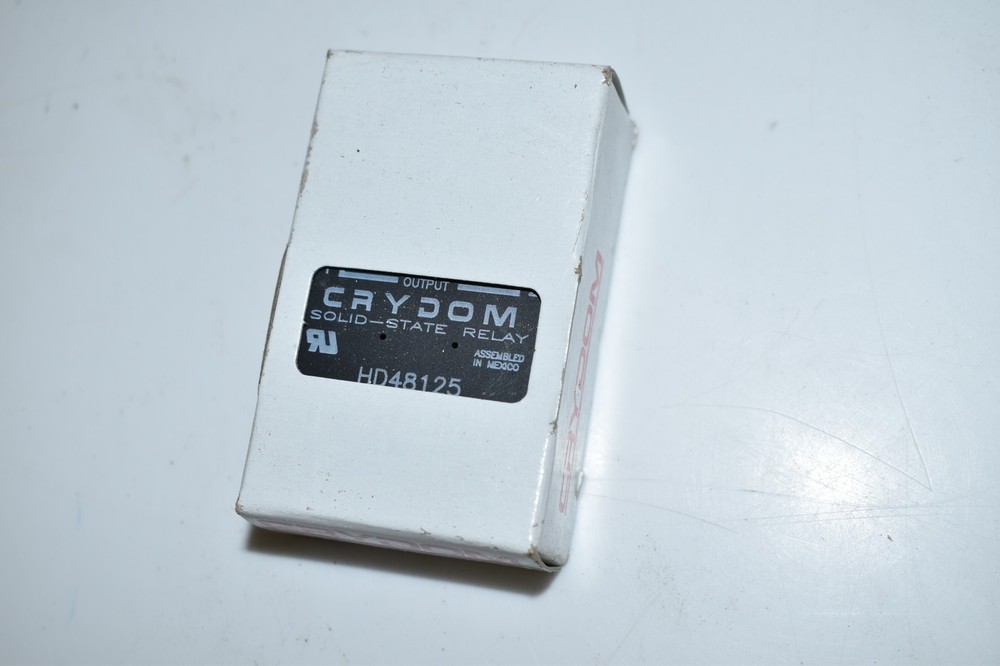 CRYDOM SOLID-STATE RELAY MODEL HD48125 NEW IN BOX (UCQ35)